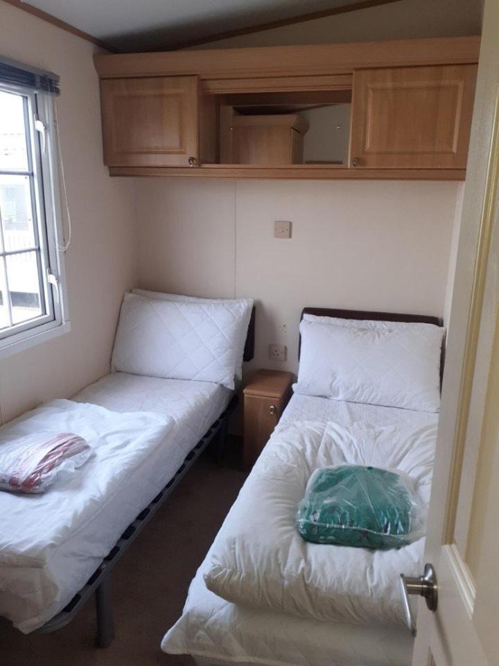 Campsite 8 Berth Caravan Palm Grove 86 Golden Palm